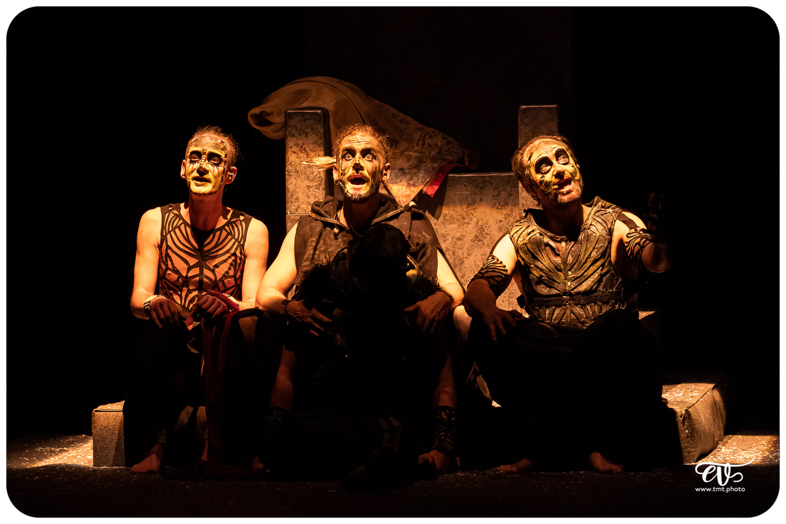 THE PRIMITALS (YLLANA & PRIMITAL BROTHERS)